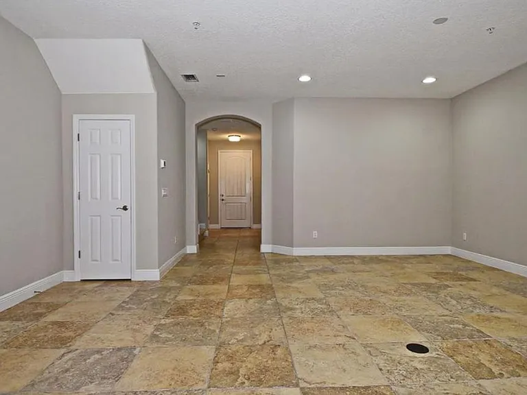 1251 Blessing St — Photo 23