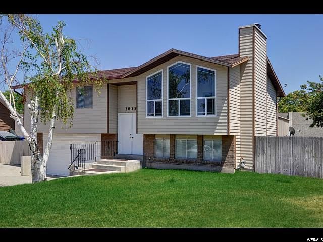 1st image of 3813 W Sweetwater Cir