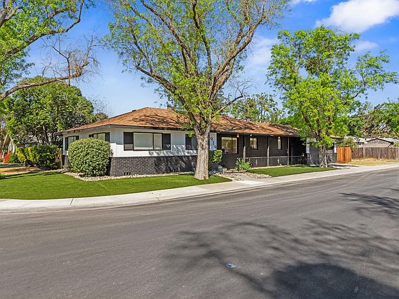3rd image of 919 Del Rey Ave