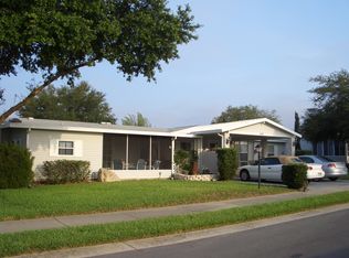 408 Strawberry Ridge Blvd, Valrico, FL 33594