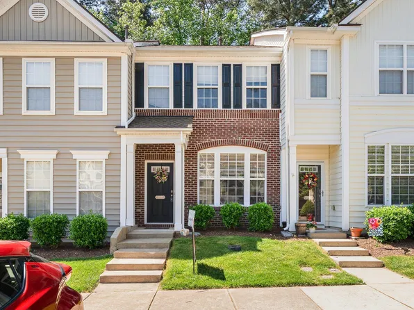 4427 Sugarbend Way, Raleigh, NC 27606