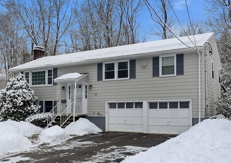 1st image of 15 Woodmere Rd