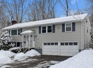 15 Woodmere Rd, Framingham, MA 01701
