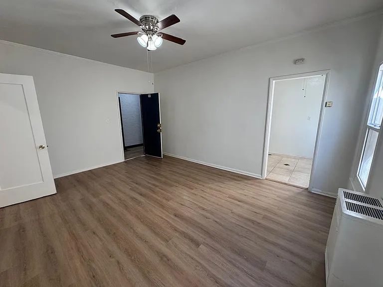 4226 W Adams Blvd #103 — Photo 3