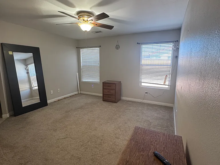 10193 Evelyn Ave — Photo 16