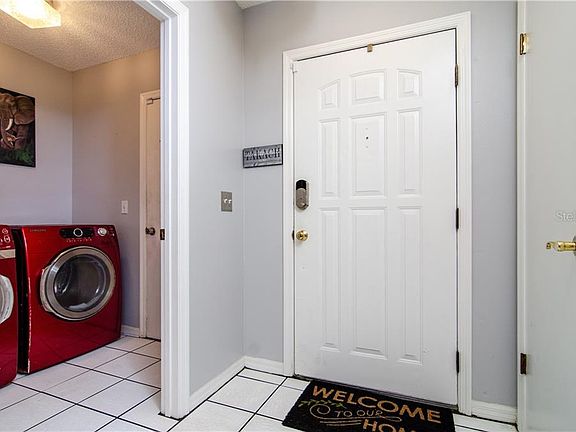 4th image of 601 Whittingham Pl