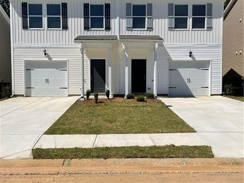 1st image of 457 Oakwood Dr #66