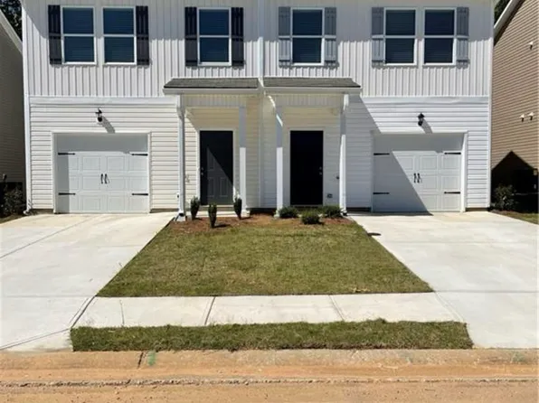 280 Oakwood Dr #107, Milledgeville, GA 31061