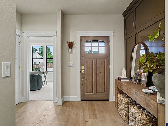 4th image of 2094 SE Arrowwood Ave