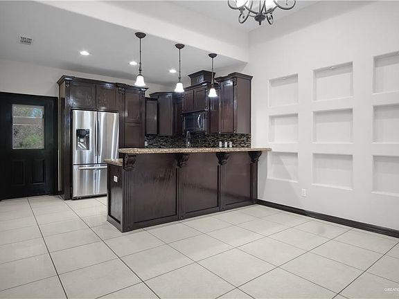 5th image of 4102 Pedernal St