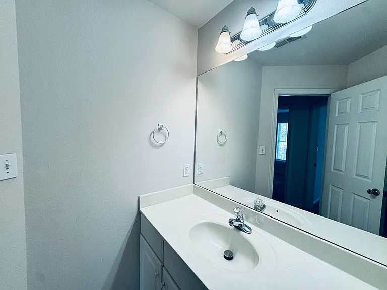 110 Aaron Pl #205 — Photo 13