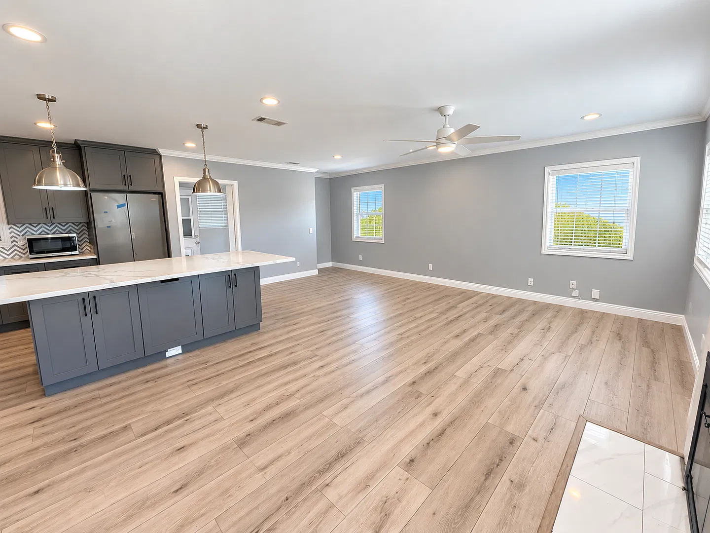 3 Bedroom Home in Pomona — Photo 4