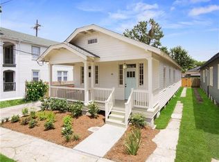 2929 Pine St, New Orleans, LA 70125
