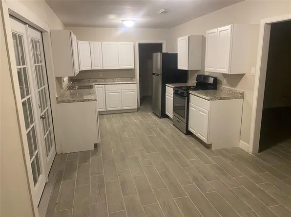 2811 Knotty Oaks Trl, Houston, TX 77045