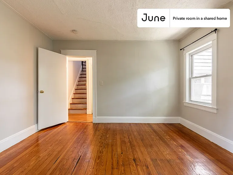 47 Wallingford Rd #E — Photo 3