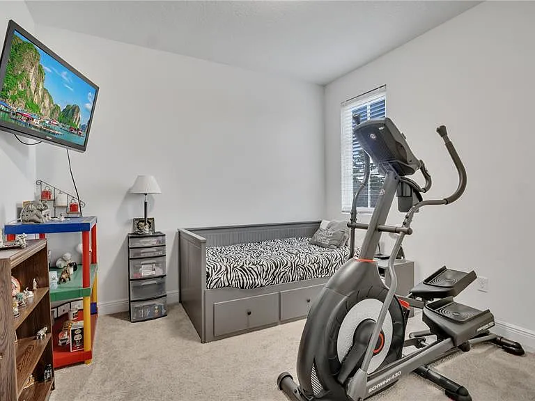 2069 Celebration Blvd — Photo 41