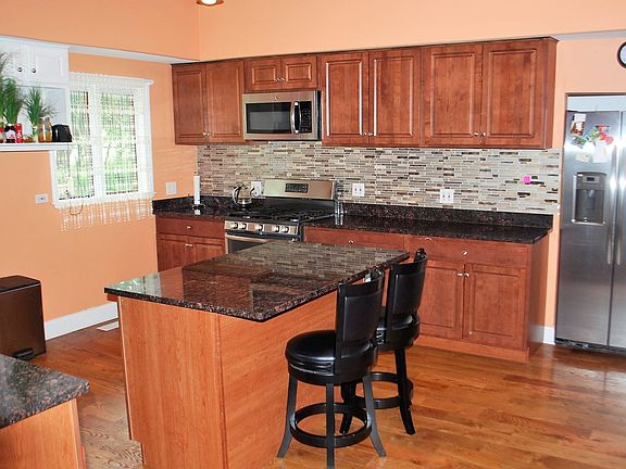 5th image of 10210 S 86th Ave