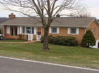 550 Sheffey School Rd, Max Meadows, VA 24360