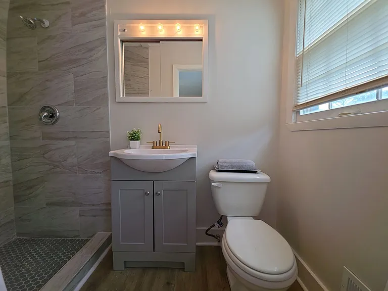 2613 Skyline Dr NW — Photo 9