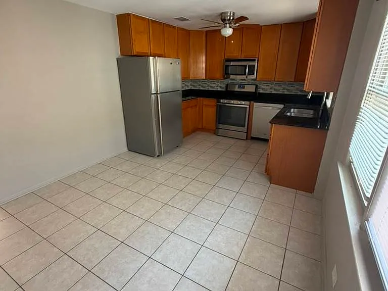 5636 W Goodman St #3A — Photo 3