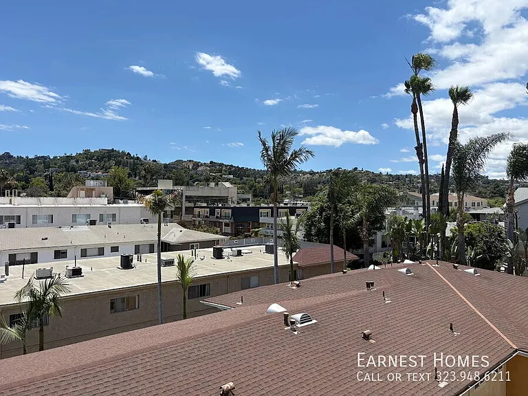 4348 Mammoth Ave #303 — Photo 30
