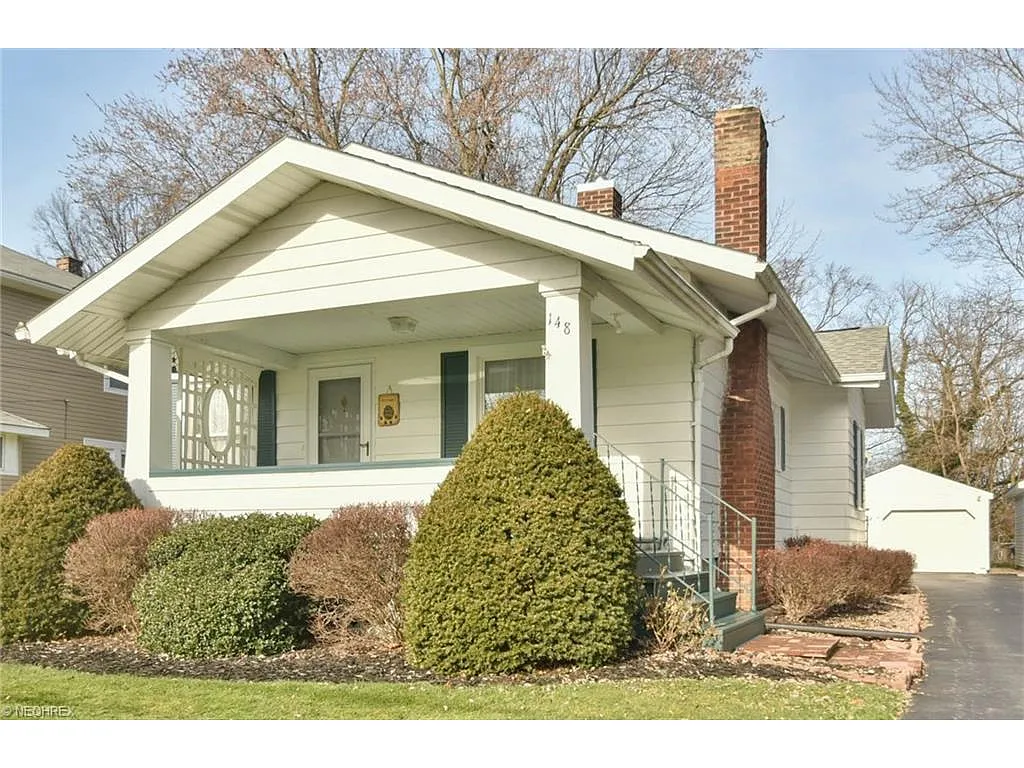 148 Erskine Ave photo 1