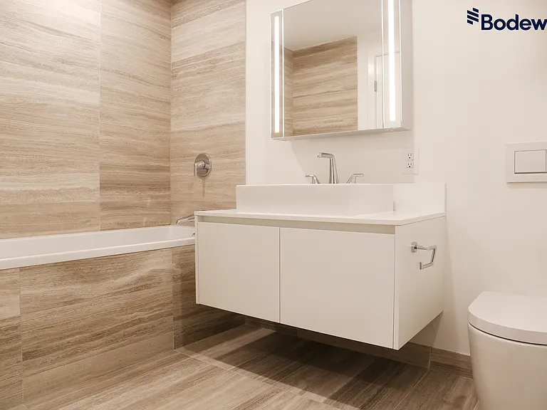 1480 Howe St #3605 — Photo 13