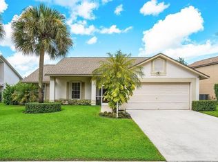 3598 Woods Walk Blvd, Lake Worth, FL 33467