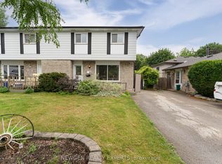 2458 Martin Ct, Burlington, ON L7P2V2