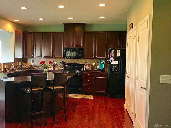 3rd image of 9747 Crooked Creek Dr