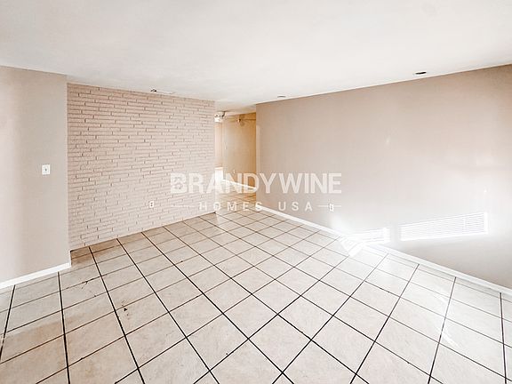 4th image of 1314 Hernandes Dr