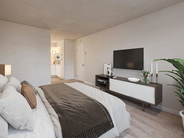 Penthouse Apartments | Spacious 1 & 2 Bedroom Apartments Near SDSU — Photo 21
