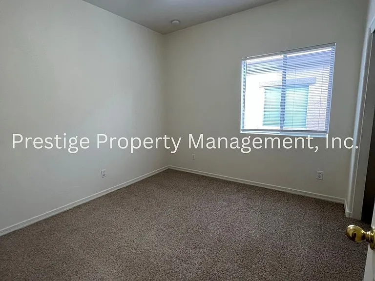 81 W Calle Guija — Photo 15