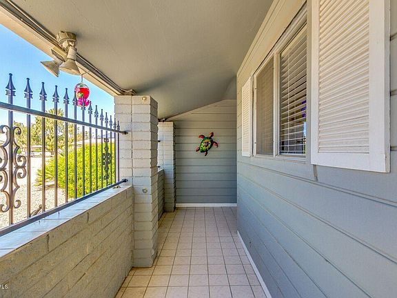 3rd image of 10446 W Cumberland Dr