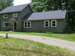 511 Winthrop Center Rd, Winthrop, ME 04364