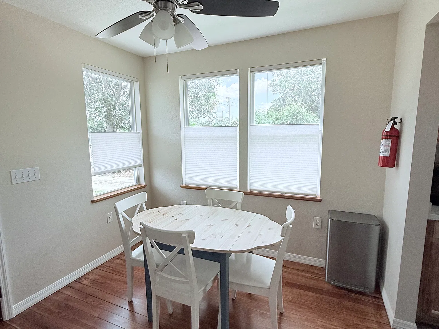 2 bed, 1.5 bath, 1200 sqft, $2,000 — Photo 4