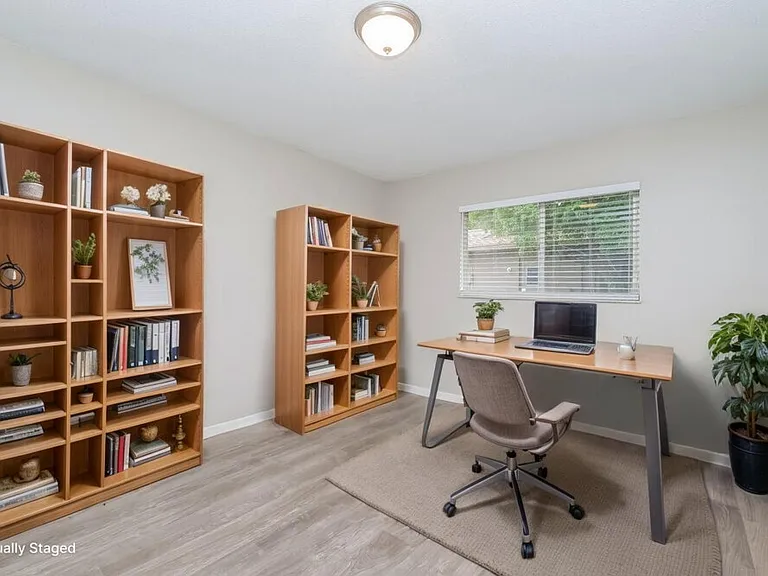 10142 Bannister St — Photo 15