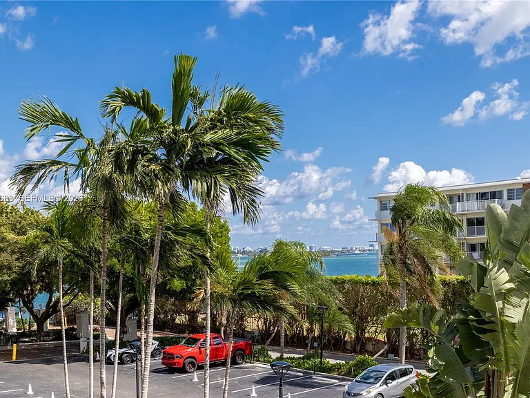 4000 Towerside Ter #308 — Photo 13