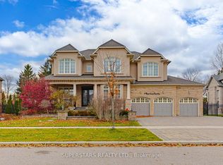 19 Royal County Down Cres, Markham, ON L6C 0K1