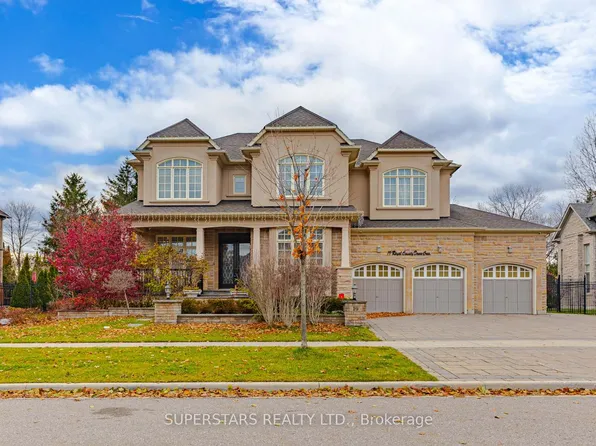 19 Royal County Down Cres, Markham, ON L6C 0K1