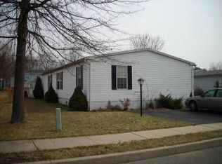 678 Walnut St, Red Hill, PA 18076