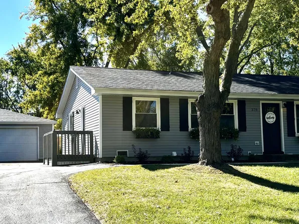 376 Brook Dr, Valparaiso, IN 46385