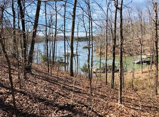 400 Cherrwood Dr, Westminster, SC 29693