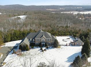 55 Flagstone Hill Rd, Wantage, NJ 07461