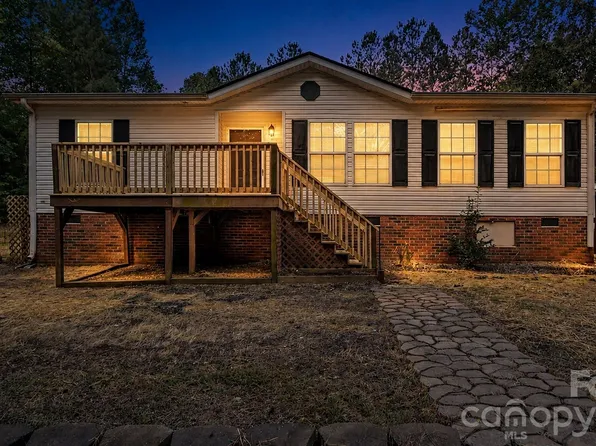 442 Lambs Way, Iron Station, NC 28080