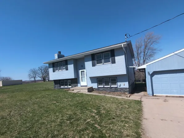 700 S Vine St, Hartford, IA 50118