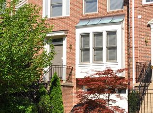 2021 Meadow Springs Dr, Vienna, VA 22182