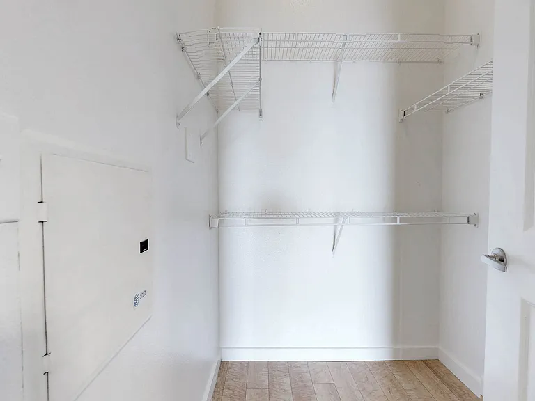 Trinity Loft — Photo 14