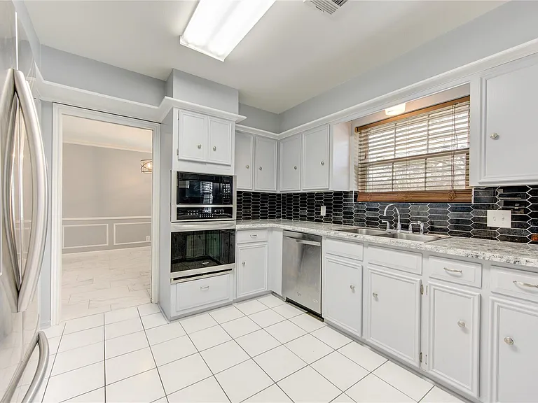 1718 Anvil Dr — Photo 18