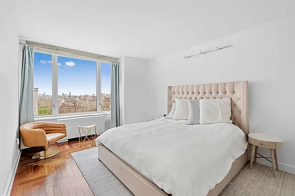 Rented by Corcoran | media 17